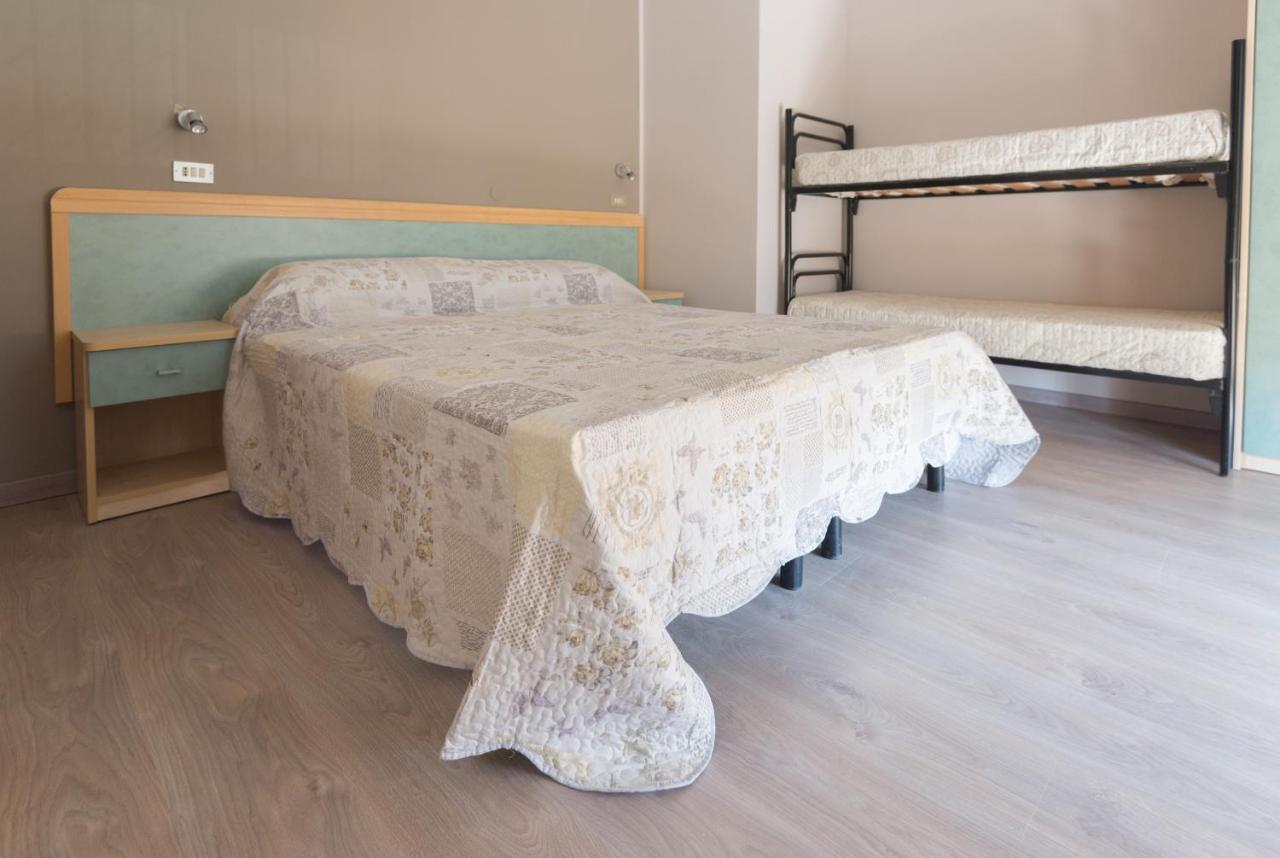 Hotel Avenusta *